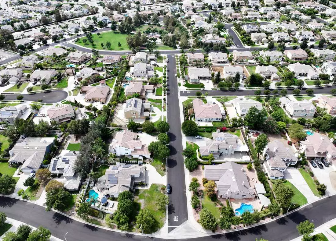 Navigating Homeownership in Retirement: A Complex Decision for Seniors