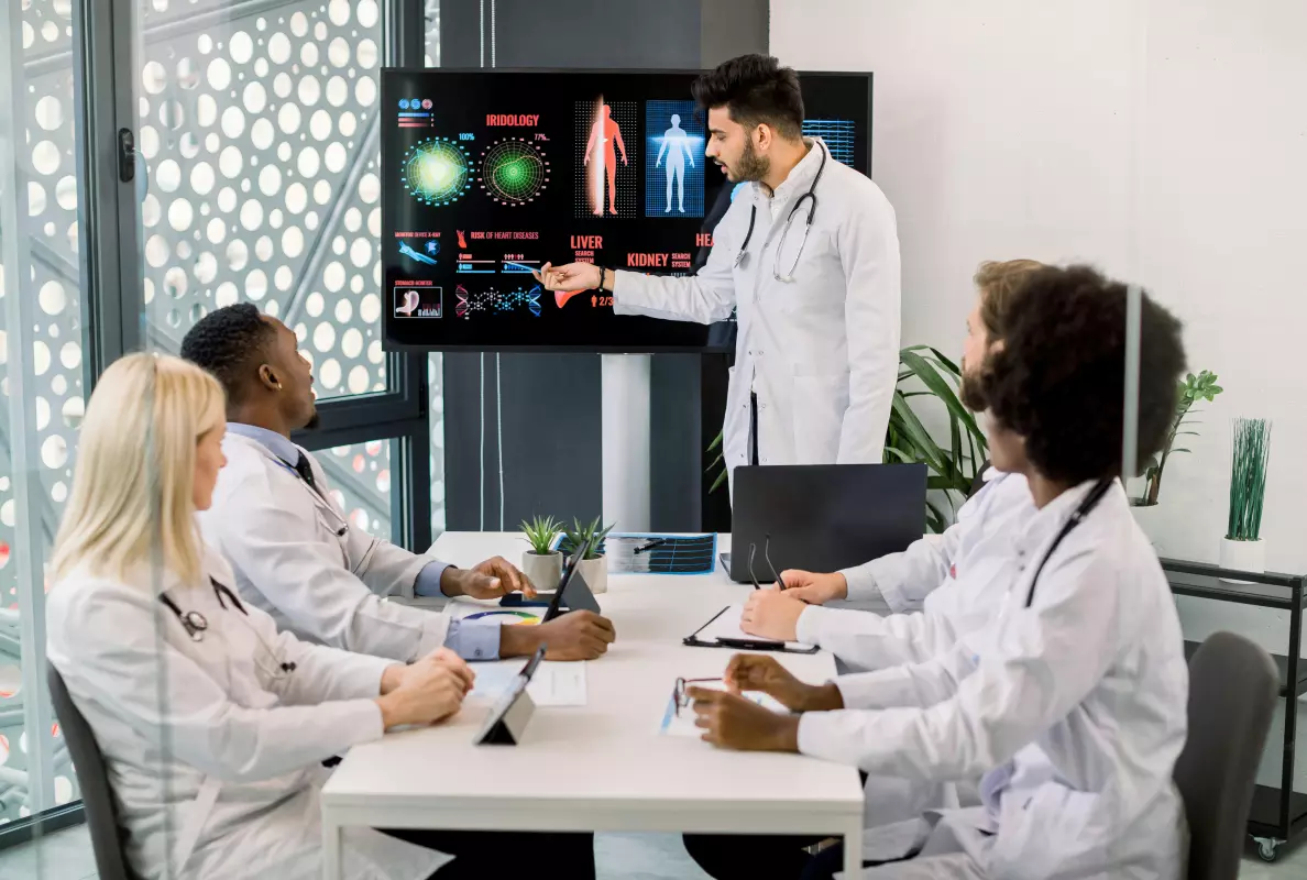 Understanding Clinical Medicine Training: Principles, Structures, and Mechanisms