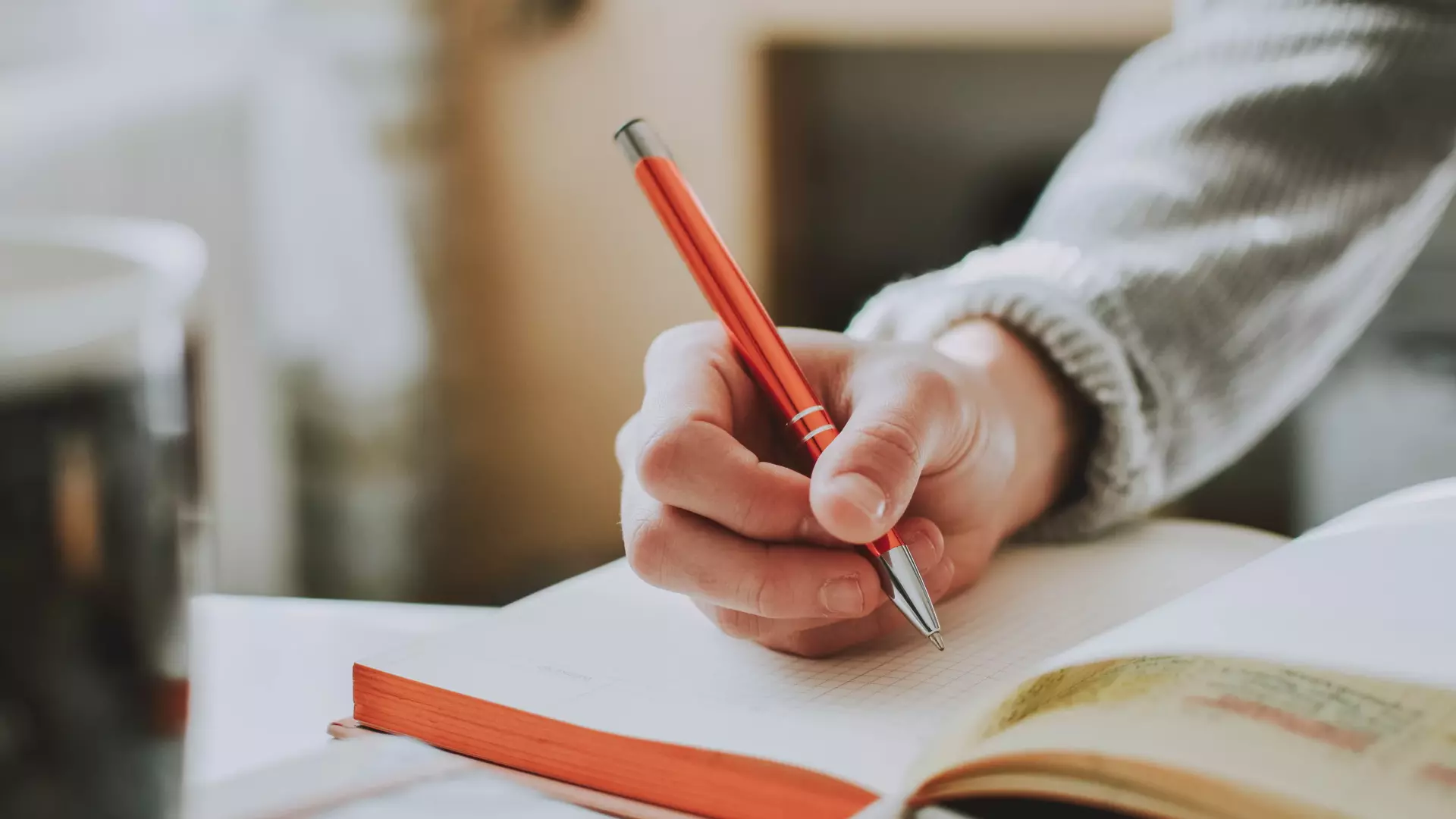 Writing Coaching Training: Foundations, Methods, and Educational Perspectives