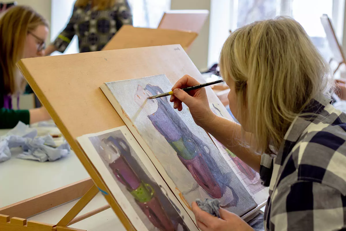 Oil Painting Creation Training: Techniques, Materials, and Artistic Development Frameworks