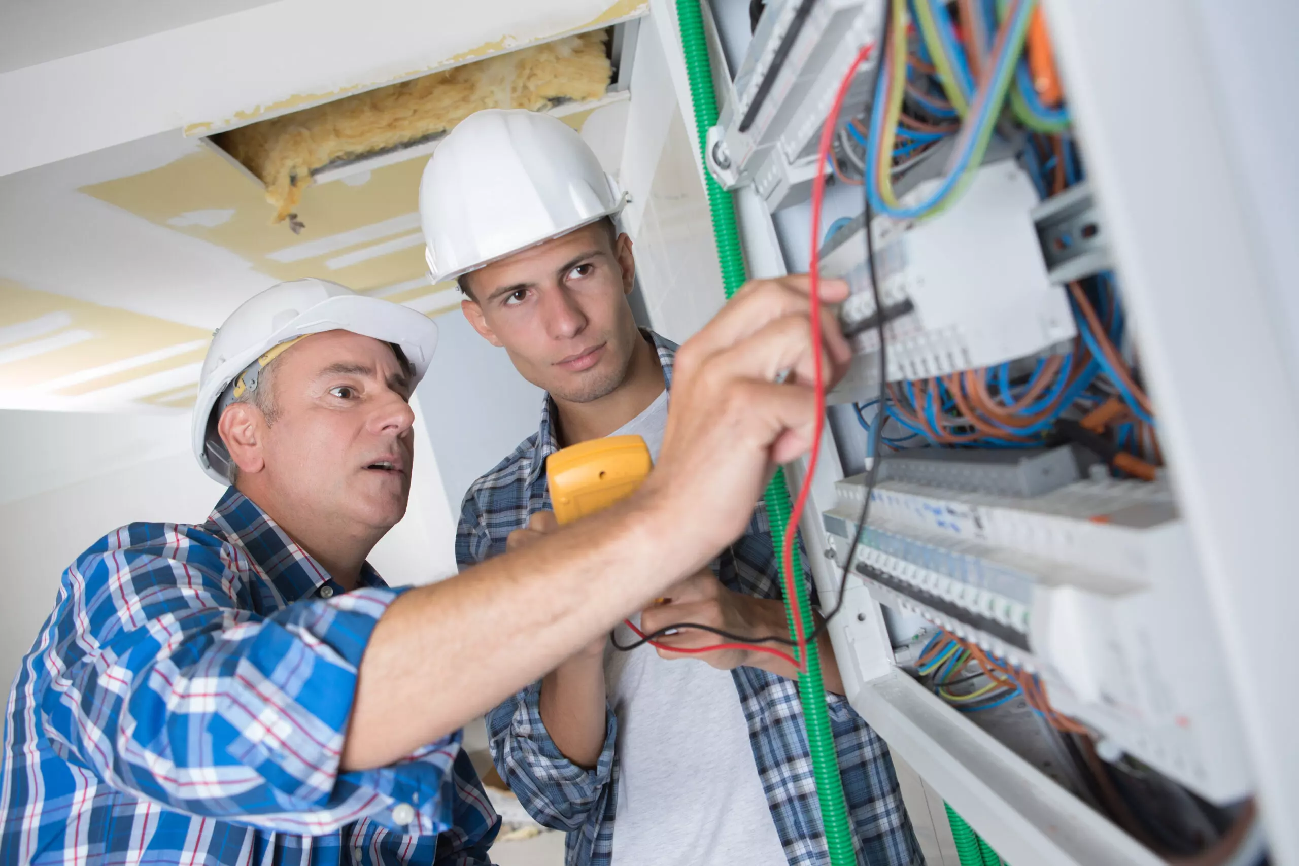 Electrical Technician Training — A Neutral Overview of Concepts, Systems
